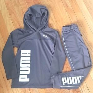 Puma Boys size 7 2 piece pant set